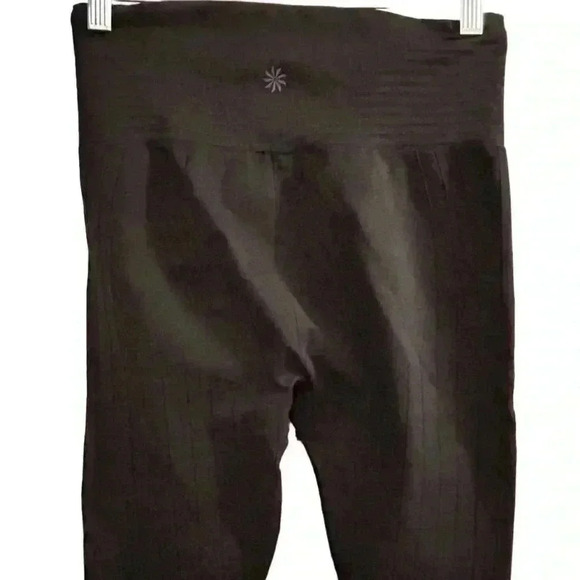 Athleta Women's High Waist Ribbed Knit Leggings Black Size S Ankle Length flawed - Picture 3 of 16